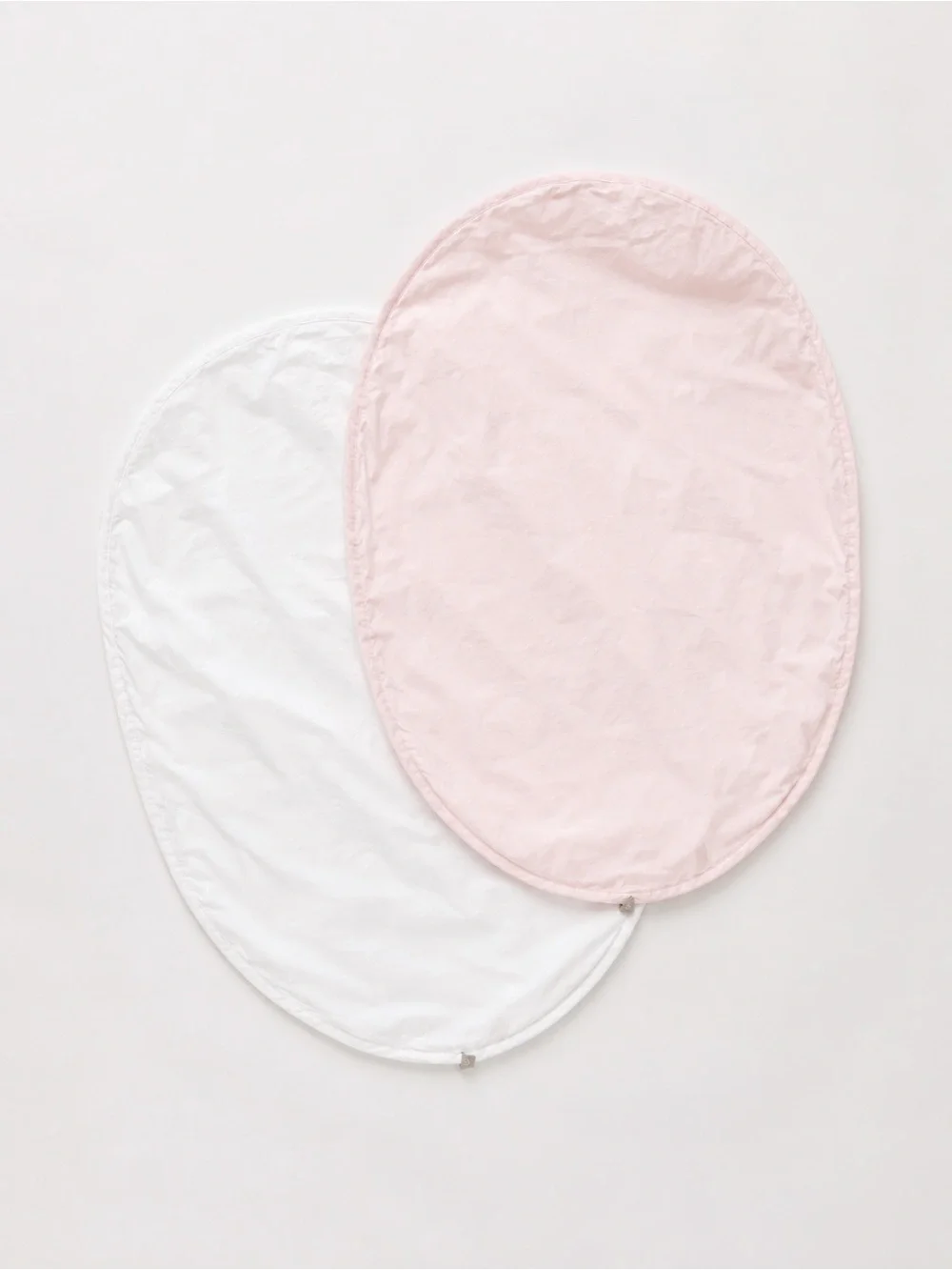 STOKKE Baby Bassinet Fitted Sheet Set – 2 Pack, Pink & White, 100% Cotton V3